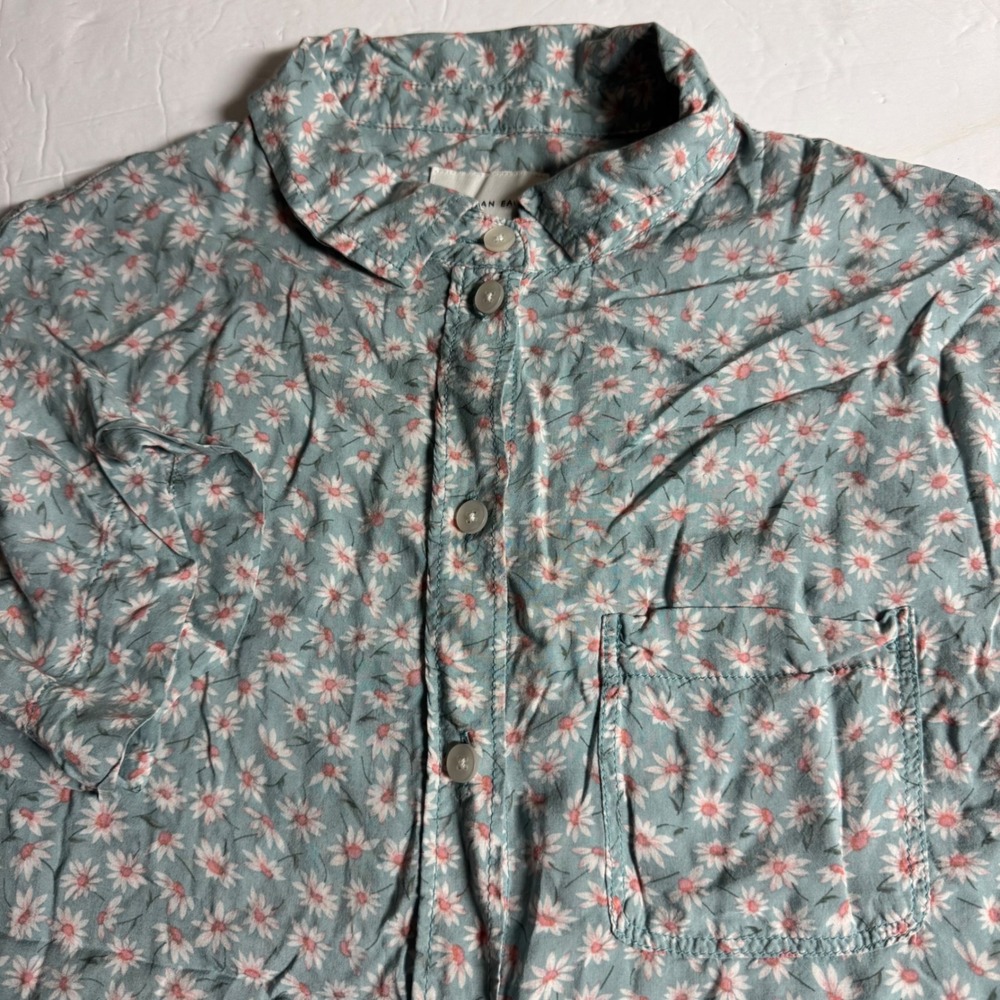 American Eagle Womens Small Blue Daisy Floral Viscose Short Sleeve Button Up Top